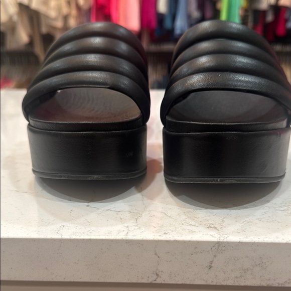 J/SLIDES Black Mules with Minimalist Design - Picture 6 of 6